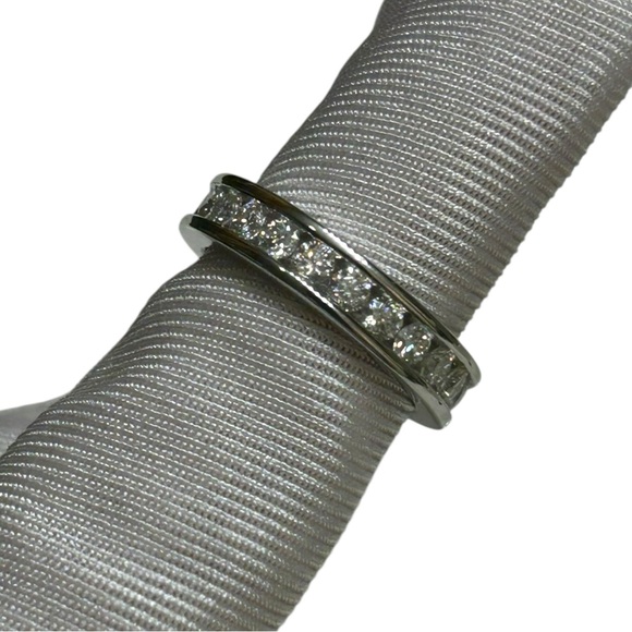 Moissanite S925 Ster. Silver 0.06ct 2.5mm Size 5 Channel Set Eternity Band Ring - Picture 4 of 8